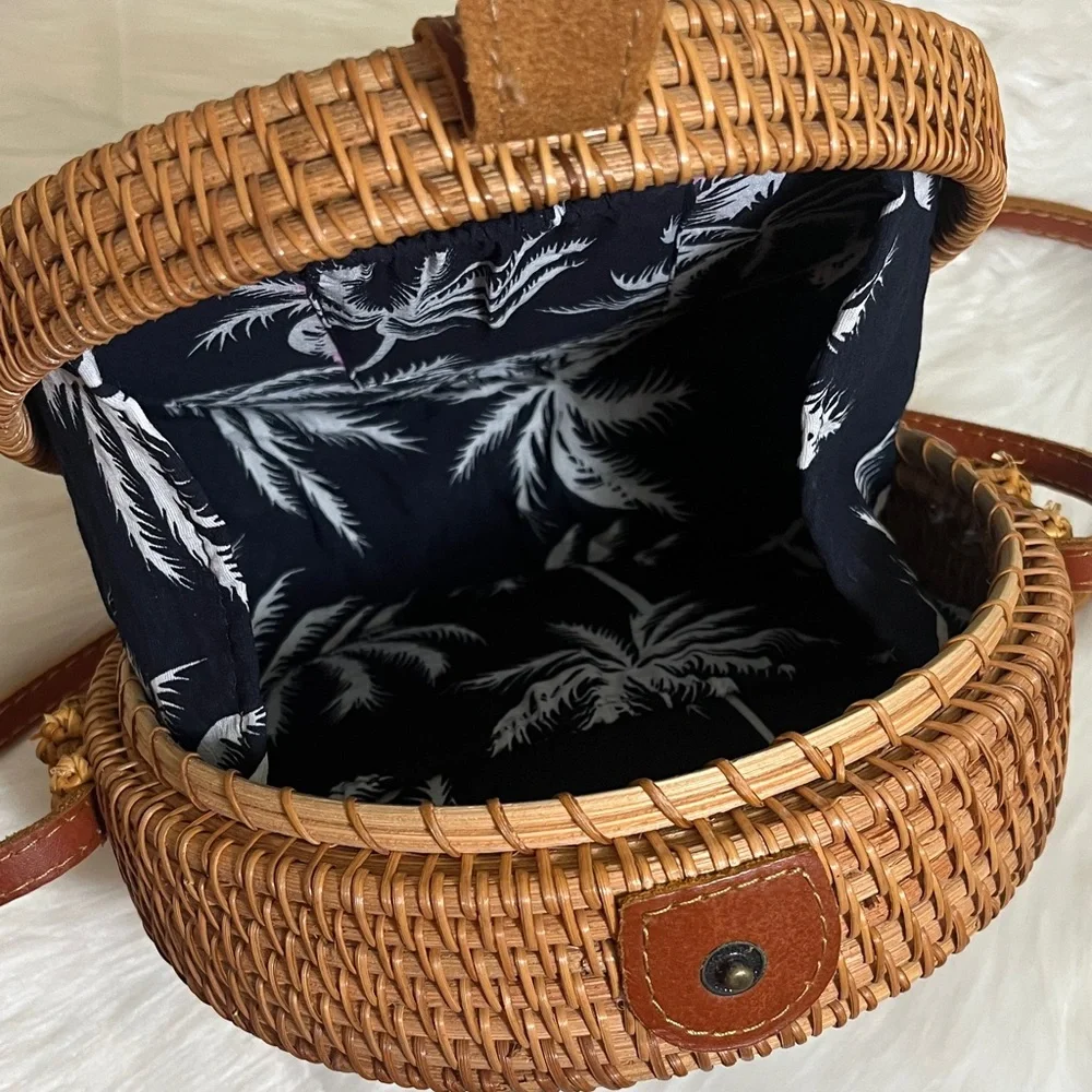 Round Woven Tan Tropical Vacation Crossbody Bag - Picture 6 of 8